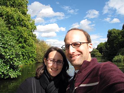 Ilene Farkas and her husband, Gabe, pose for a picture while traveling through London. Photo courtesy of Ilene Farkas.