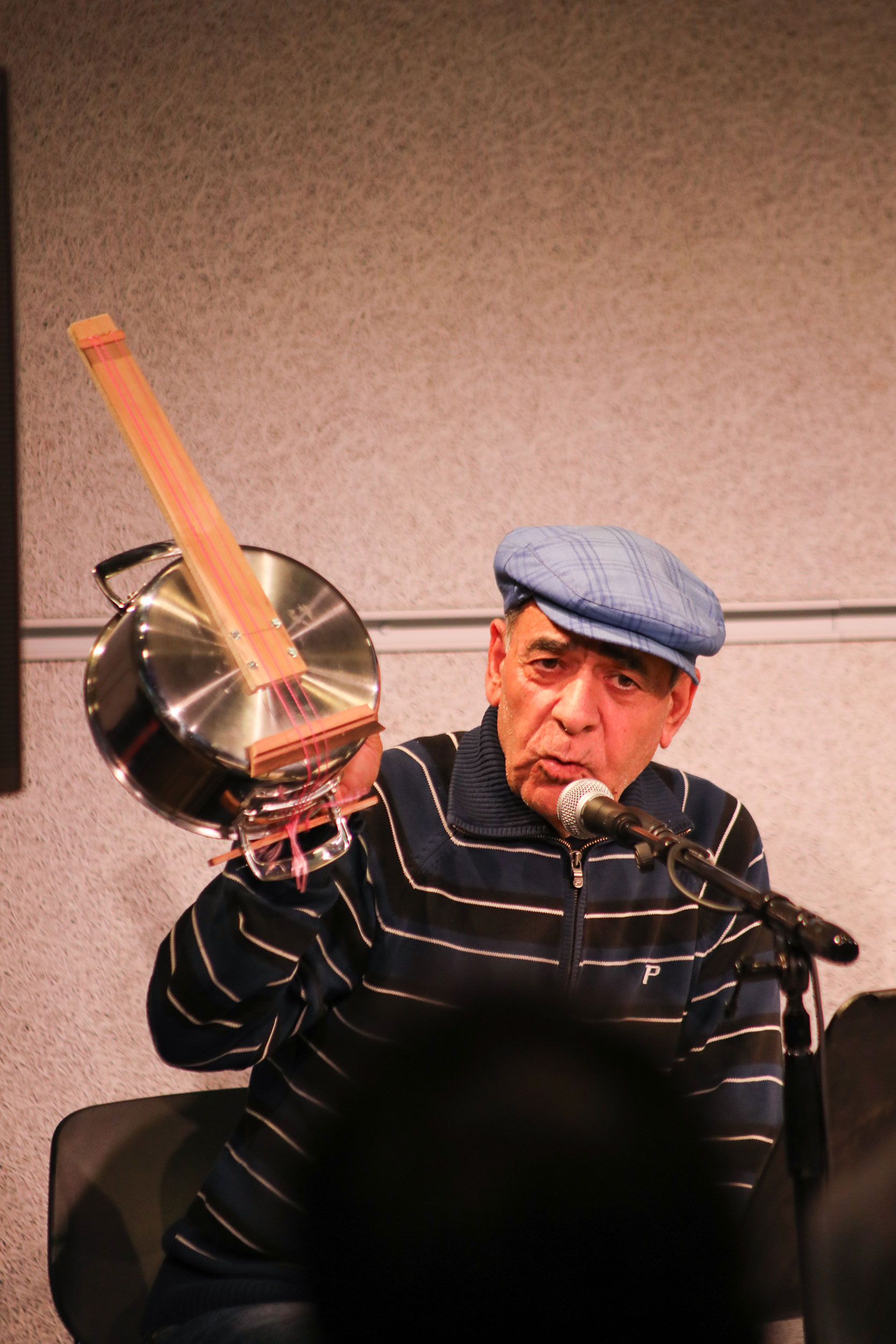 A cooking pot sometimes served as a guitar body.