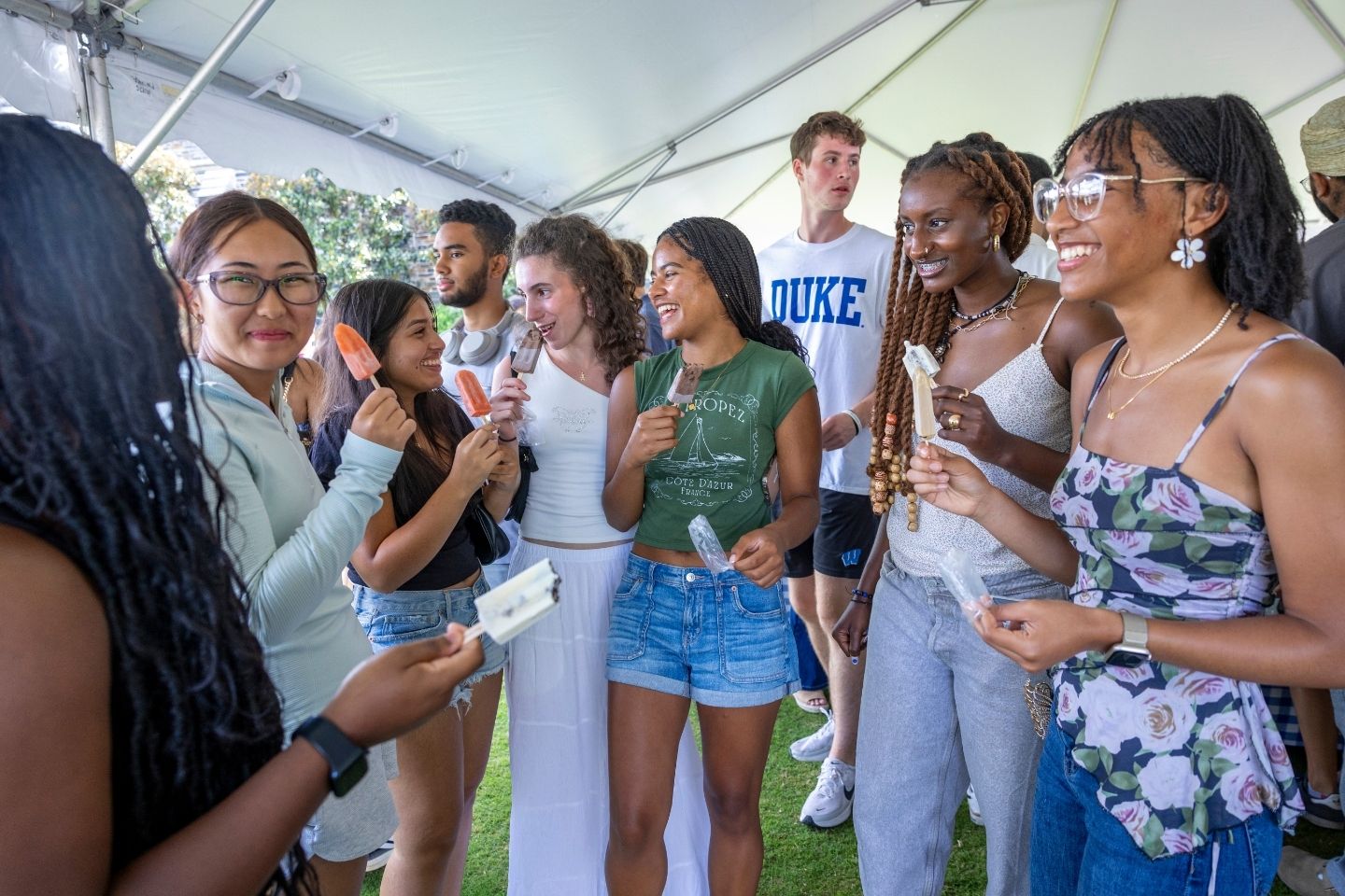 A group of students eating Locopops