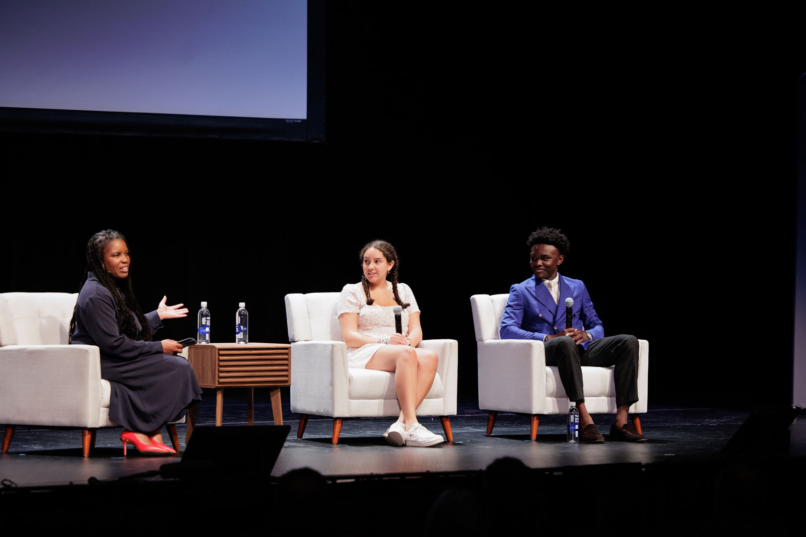 Alumni also heard from undergraduate students about events and issues on campus. Above, Candice Watts Smith, vice provost for undergraduate education and professor of political science, interviews juniors Kaitlyn Williams and Adom Appiah.