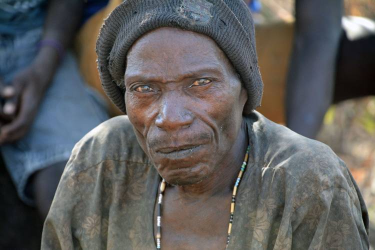 A sound night’s sleep grows more elusive as people get older. But what some call insomnia may actually be an age-old survival mechanism, finds a study of hunter-gatherers in Tanzania. Photo by Peter Ungar, University of Arkansas