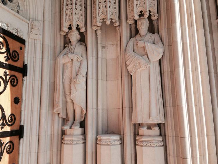 Space in Duke Chapel Where the Robert E. Lee statue once stood.