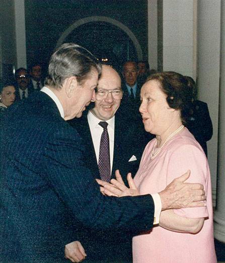 President Reagan greets Jack Matlock and his wife Rebecca.