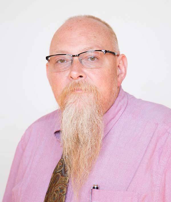 Randy Riddle consults with faculty in the Social Sciences on pedagogy, learning, student assessment, and integrating technology into teaching practices.