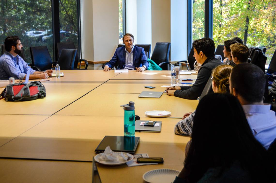 Daniel Lippman urges objectivity in meetings with students