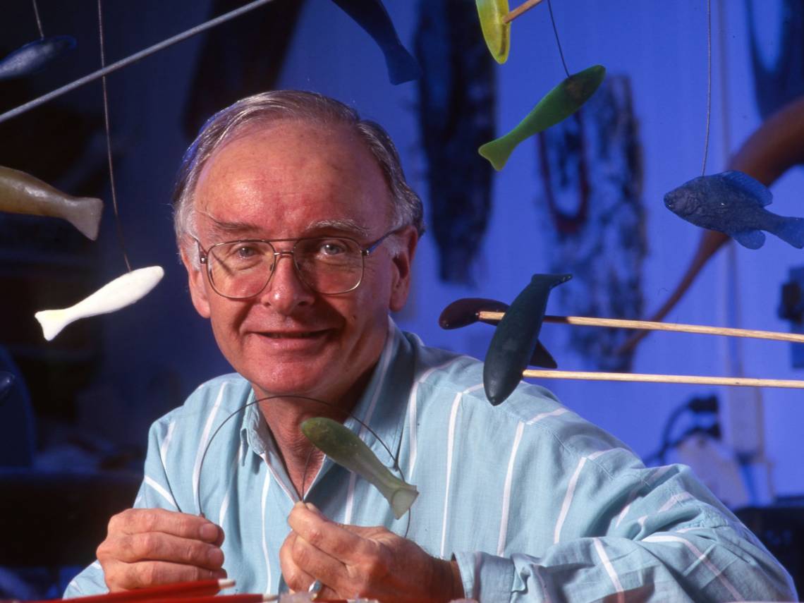 Professor Stephen Wainwright in the mid-1990s. Researchers in the BioDesign Studio he founded built these small rubbery models -- dubbed Twiddlefish -- to show how fish bend their bodies into waves of S-shaped curves in order to swim.