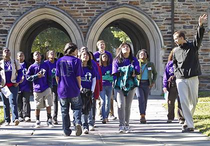 A small group of eighth-grade students get a taste of campus life with 2011 School Days volunteers. Photo by Duke Photography.