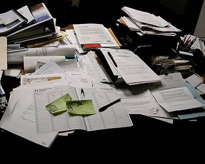 A messy desk can minimize efficiency.