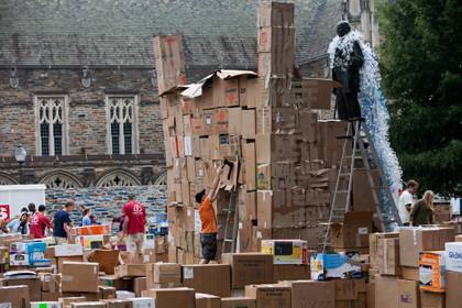 Fort Sets Record