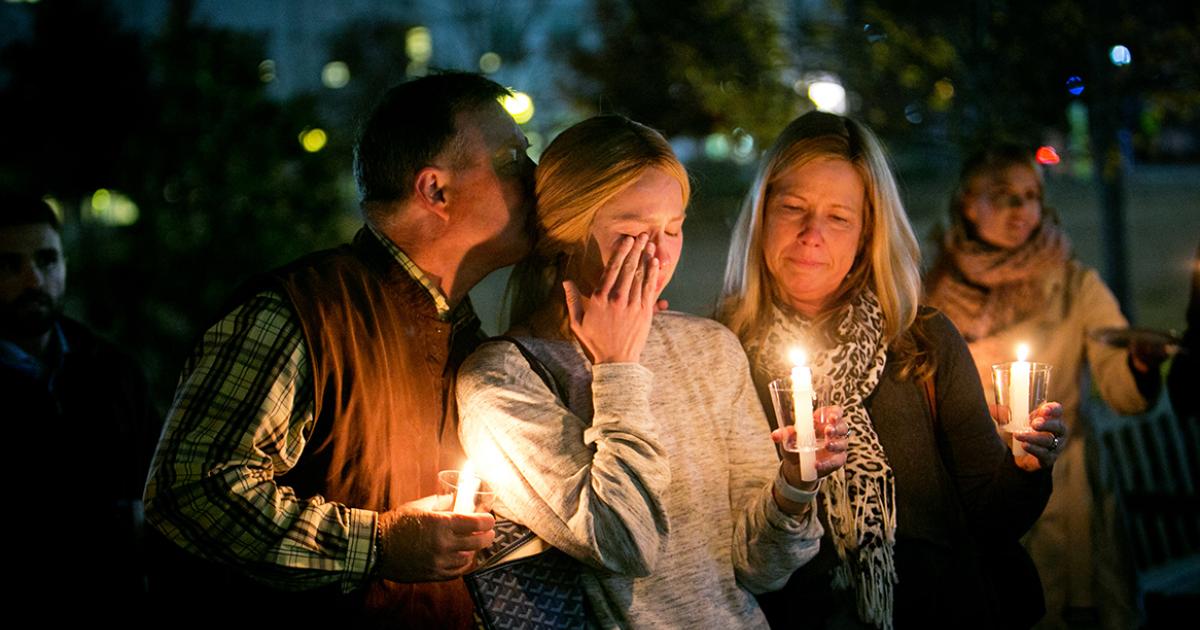 Tree Lighting Ceremony Shines A Light On Survivorship | Duke Today