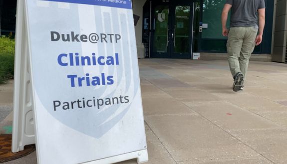 sign announcing clinical trials