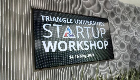 Sign that says Startup Workshop