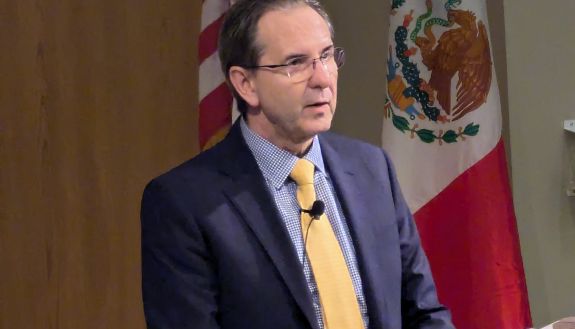 Esteban Moctezuma Barragán