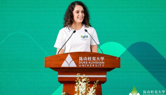 Sara Salazar, a student from Texas, addresses the Class of 2028 during the opening convocation at Duke Kunshan University.