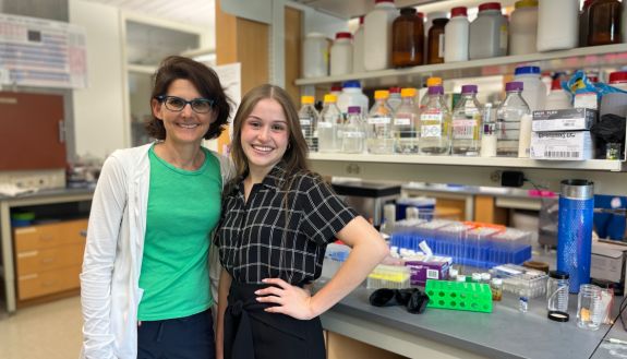 Professor of Chemistry Katherine J. Franz and Sophia Kuhn, T’24.