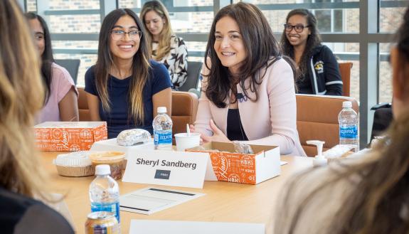Sheryl Sandberg, former COO of Meta Platforms and founder of Leanin.org, meets with DTech and Goldberg Scholars in Duke Engineering’s Wilkinson Building.
