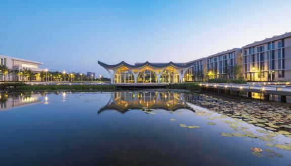 Partnership Growing Partnerships -- Duke Kunshan University’s Innovative Model