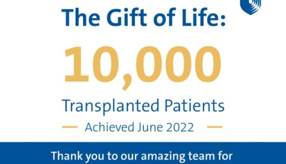 card marking 10000 transplants at Duke