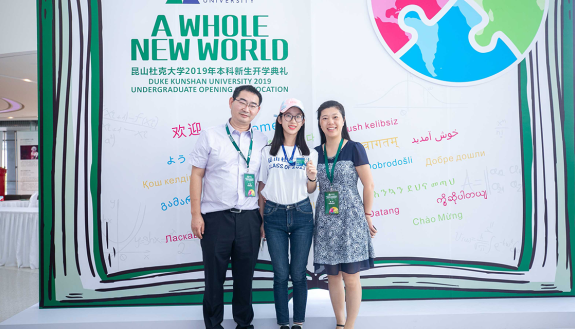 Duke Kunshan students were welcomed in many different languages.
