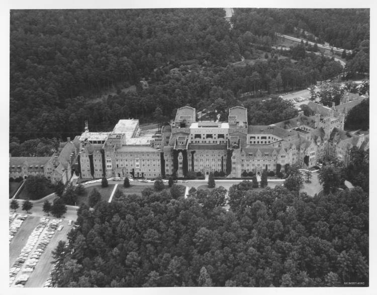 A 1966 aerial photo shows Duke University Hospital. Photo courtesy of Duke University Archives.