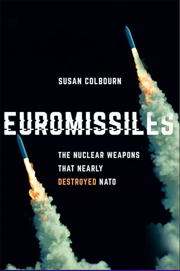 Euromissiles book cover