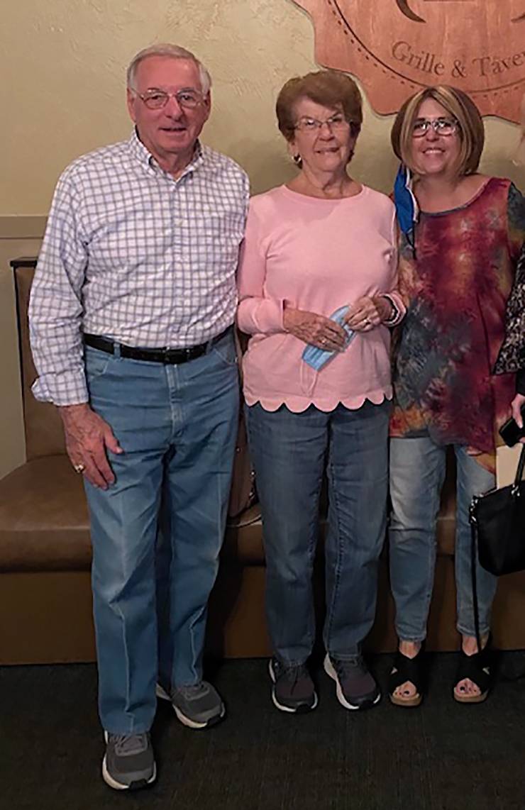 After getting vaccinated, Jodi Belanger, right, was able to visit her parents for the first time since 2019. Photo courtesy of Jodi Belanger.
