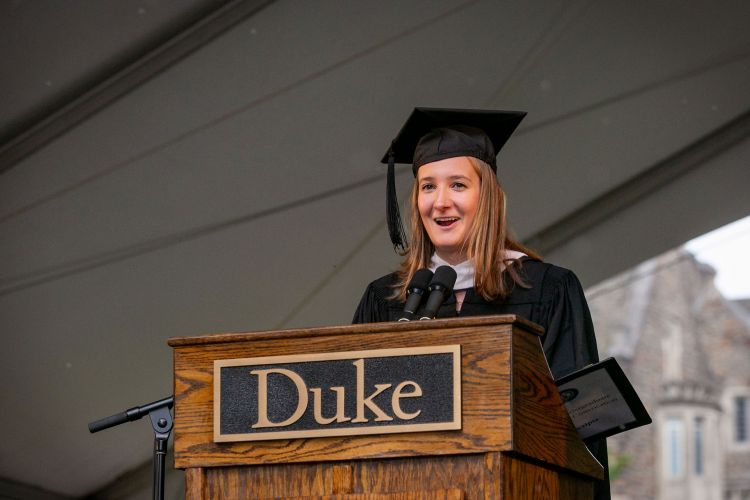 Lana Gesinsky, Duke Student Government president, addresses the Class of 2026.