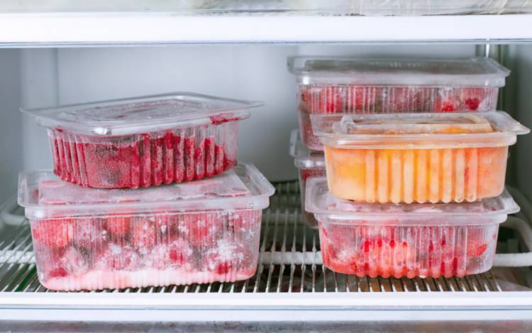 Frozen foods can help you keep fruits and vegetables for longer and quickly add more balance to your plate. 