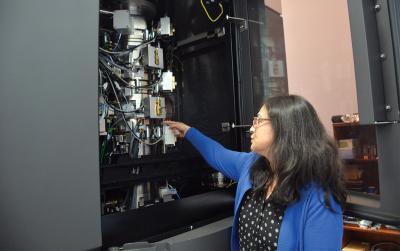 Nilakshee Bhattacharya and the cry transmission electron microscope.