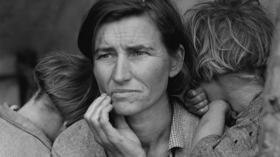 Migrant mother and children during the Great Depression. Women survive better than men in times of adversity, research shows. Photo by Dorothea Lange, 1936, Library of Congress.