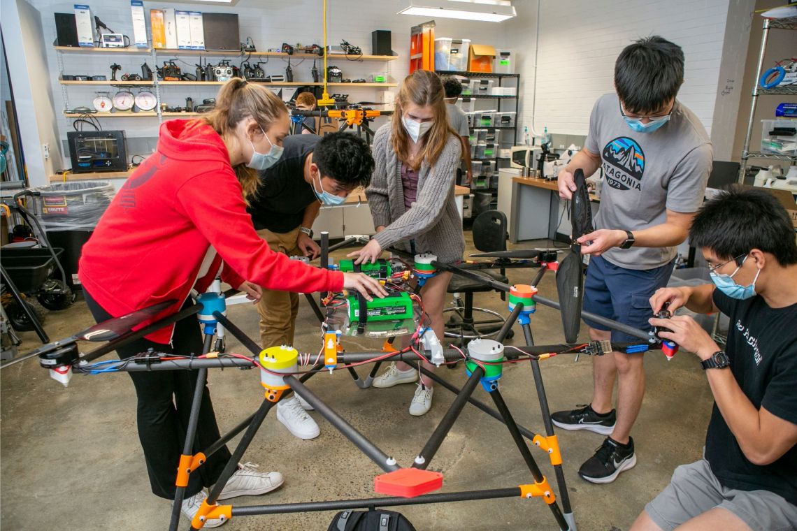 Students work together in Ocean Engineering class