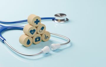 A stethoscope with blocks.