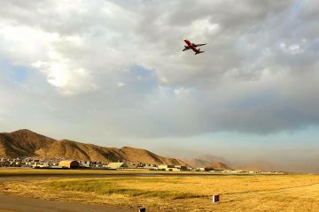 photo of plane departing from Afghanistan